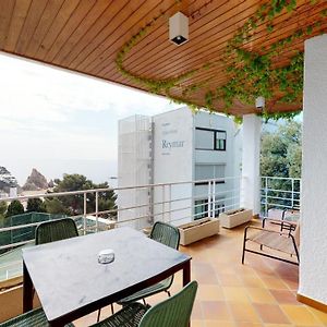 Villa Reymar - diseño y vistas al mar